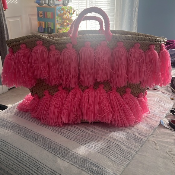 Tassel Straw Beach Bag - Picture 4 of 7